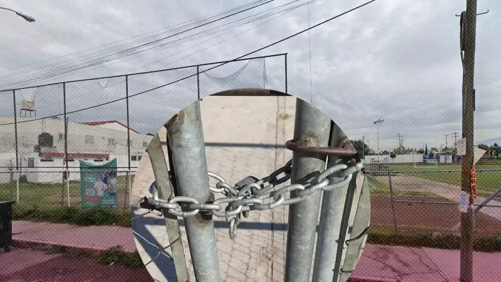 Cierran canchas deportivas en la Rivera Anaya, las convertían en cantina