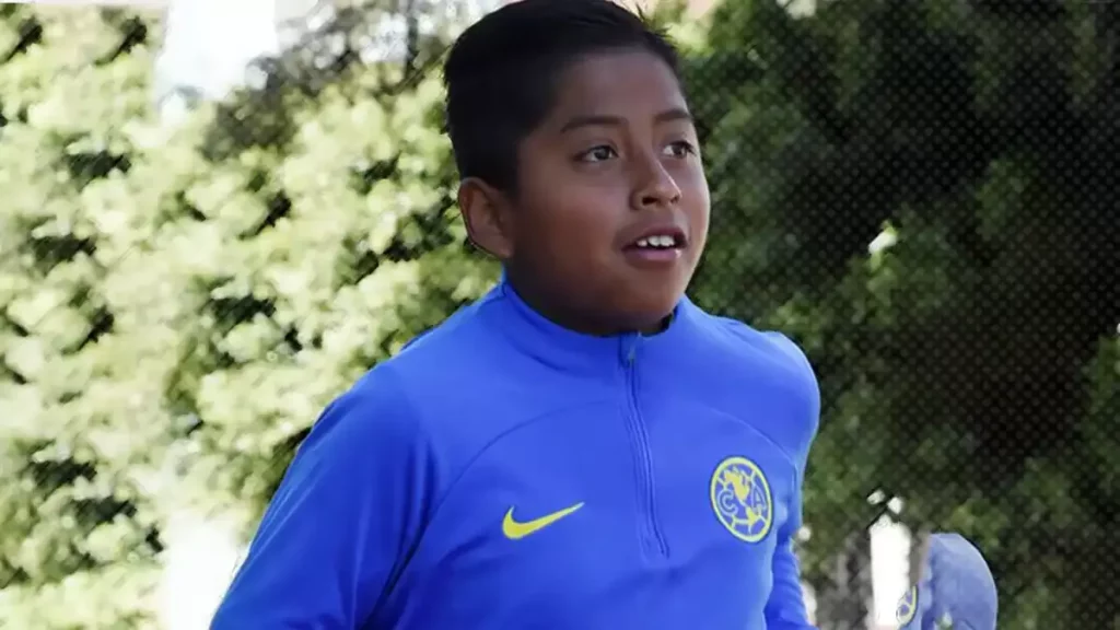 Niño tlaxcalteca viajará a España con las Águilas del América.