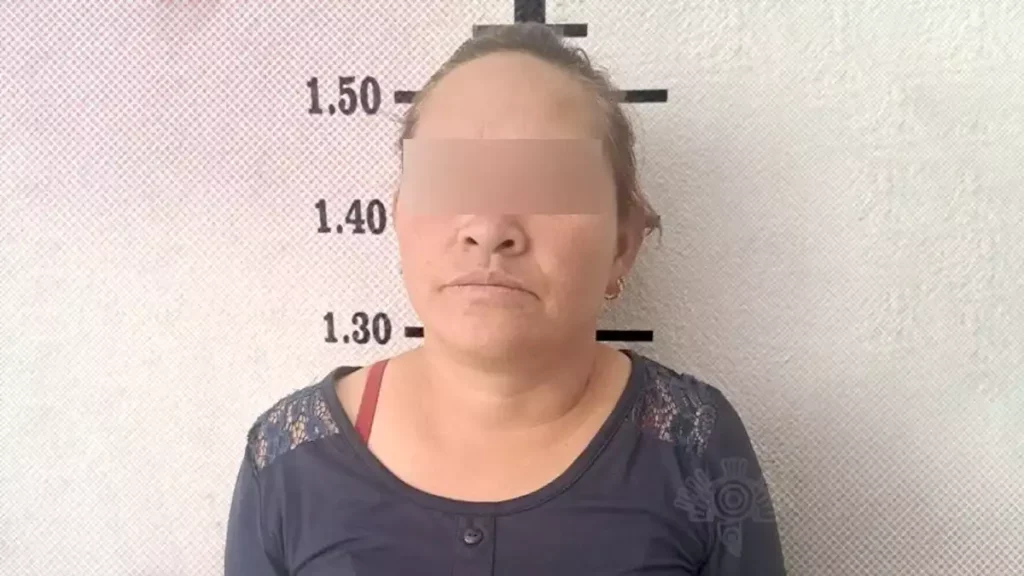 Detienen a mujer que participó en un asalto durante la venta de auto en Texmelucan
