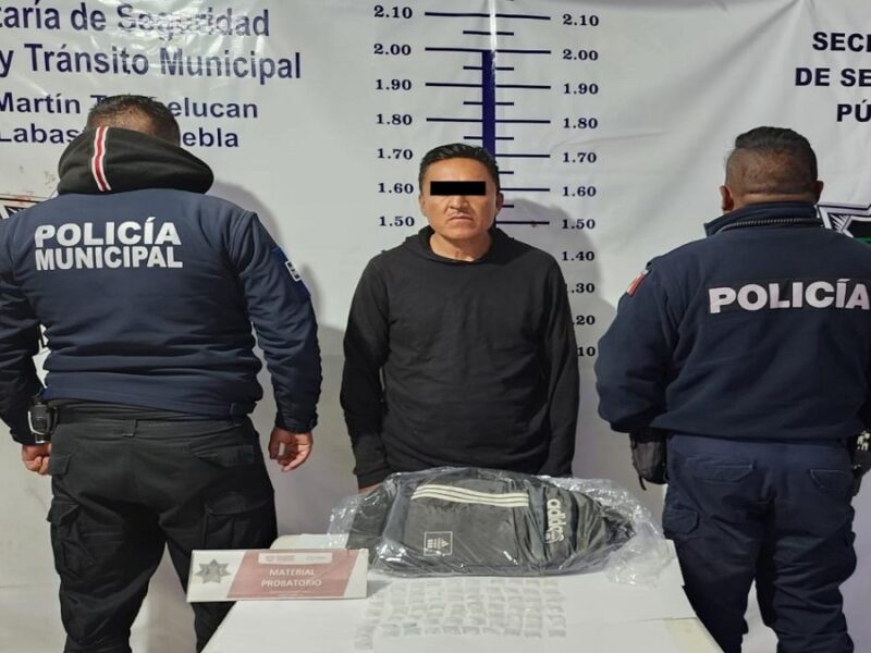 En operativo en Moyotzingo, capturan a borracho agrediendo personas