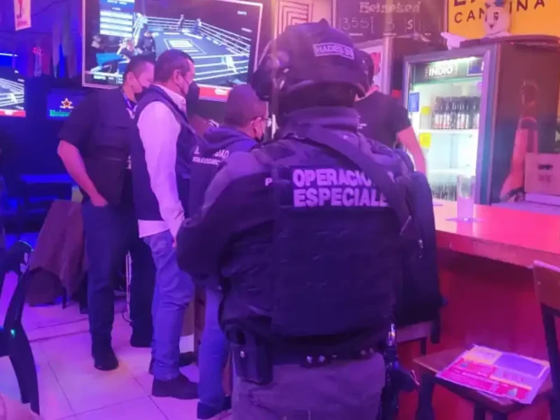Ayuntamiento de Puebla mantiene operativos para garantizar legalidad en comercios reglamentados