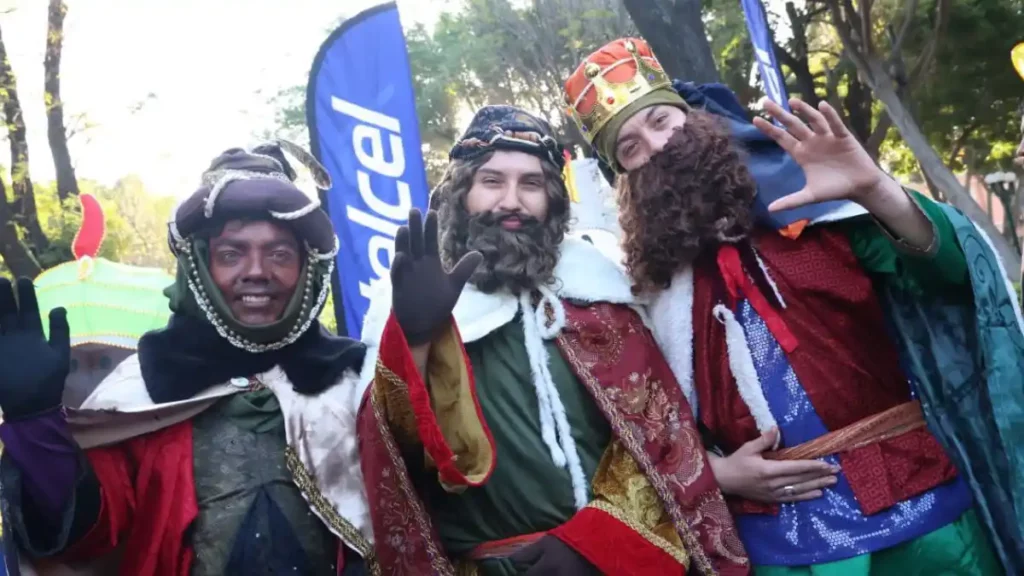 Invita Ayuntamiento de Puebla a disfrutar del desfile de reyes magos el próximo 4 de enero