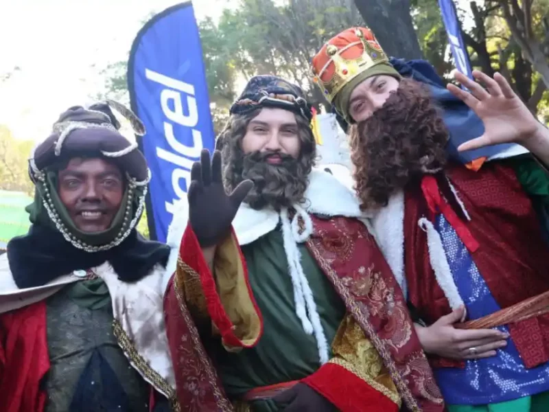 Invita Ayuntamiento de Puebla a disfrutar del desfile de reyes magos el próximo 4 de enero