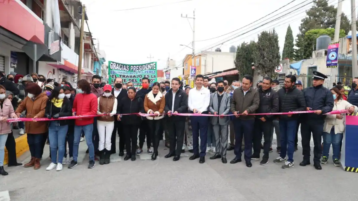 Ayuntamiento de Puebla entrega rehabilitación de la calle Camino Nacional