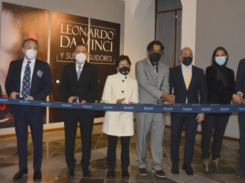 Inaugura Rectora Lilia Cedillo exposición “Leonardo Da Vinci y sus seguidores en Puebla”