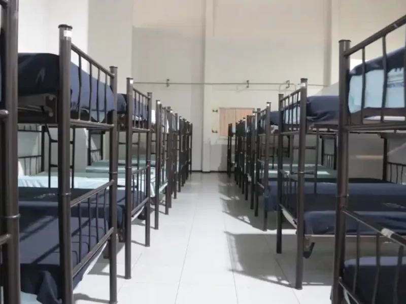 SMDIF brinda atención a migrantes y personas en situación de calle en el dormitorio municipal
