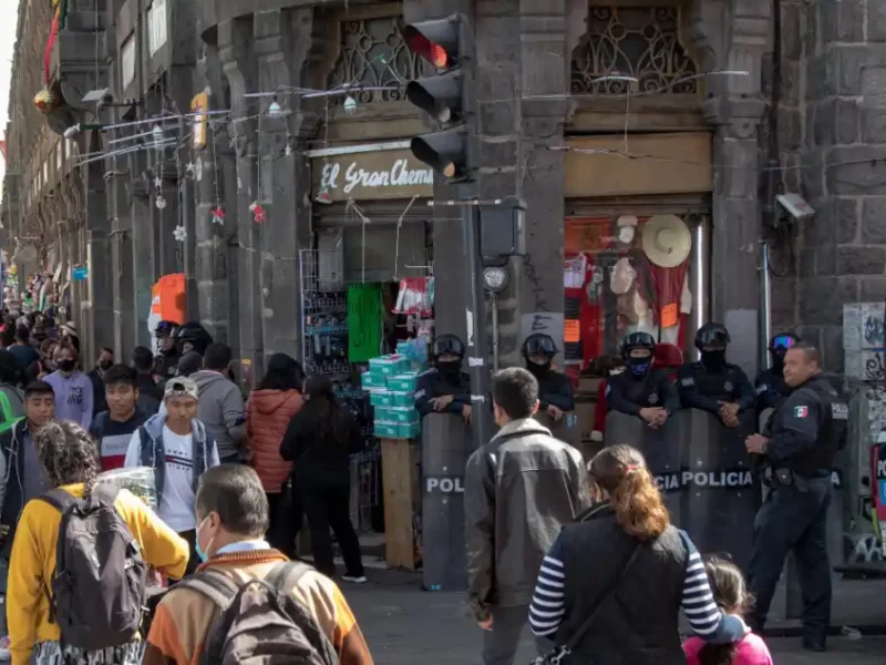Gobernación Municipal realiza operativo en el centro histórico de Puebla para inhibir el comercio informal