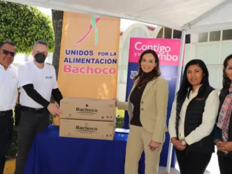 Smdif Puebla recibe donación de Bachoco; mil 200 kilos de piezas de pollo para las 17 Juntas Auxiliares