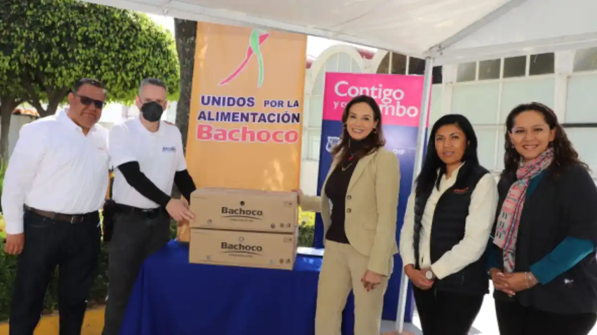 Smdif Puebla recibe donación de Bachoco; mil 200 kilos de piezas de pollo para las 17 Juntas Auxiliares