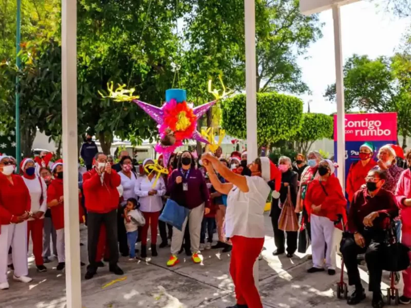 SMDIF celebra cierre de año con usuarias y usuarios de diversos programas