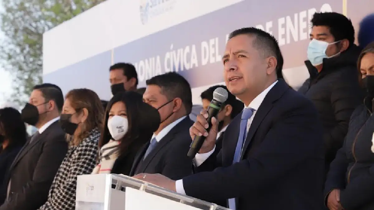 ENCABEZÓ MUNDO TLATEHUI PRIMERA CEREMONIA CÍVICA DE 2023