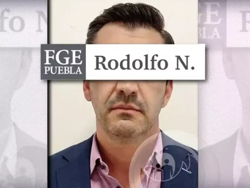 Exdirector de Carreteras de Cuota, detenido por contratos ilegales de 20 mdp.