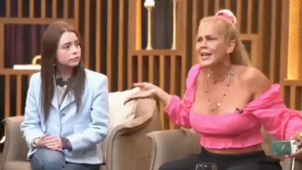 Niurka llama 'estúpida' a la grafóloga Maryfer Centeno, protagonizan pelea en vivo