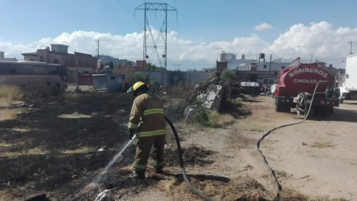 Protección Civil de Cholula, lista para combatir incendios forestales.