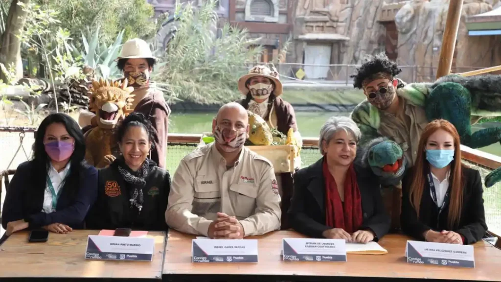 Ayuntamiento de Puebla y Africam reciclarán hasta 5 mil árboles navideños