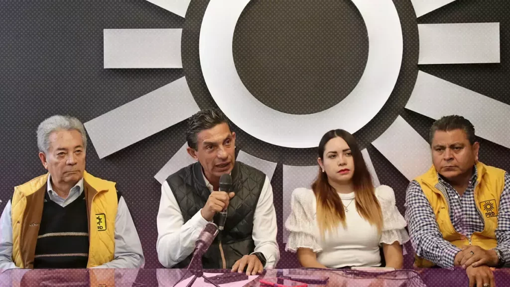 PRD comienza a ver su baraja para posibles candidatos en Puebla para 2024