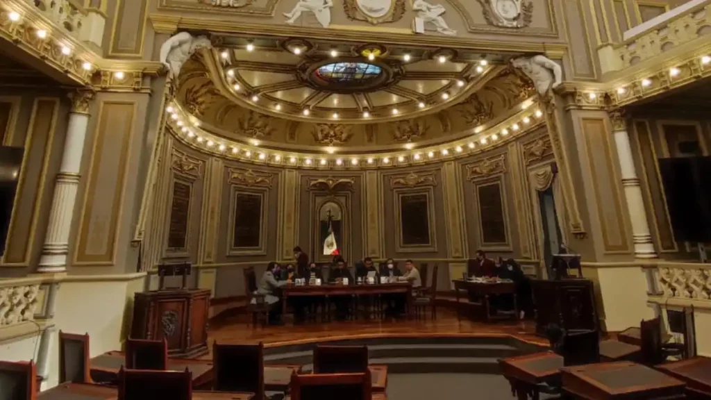 Analizará Congreso propuesta para sancionar con más severidad extorsión telefónica