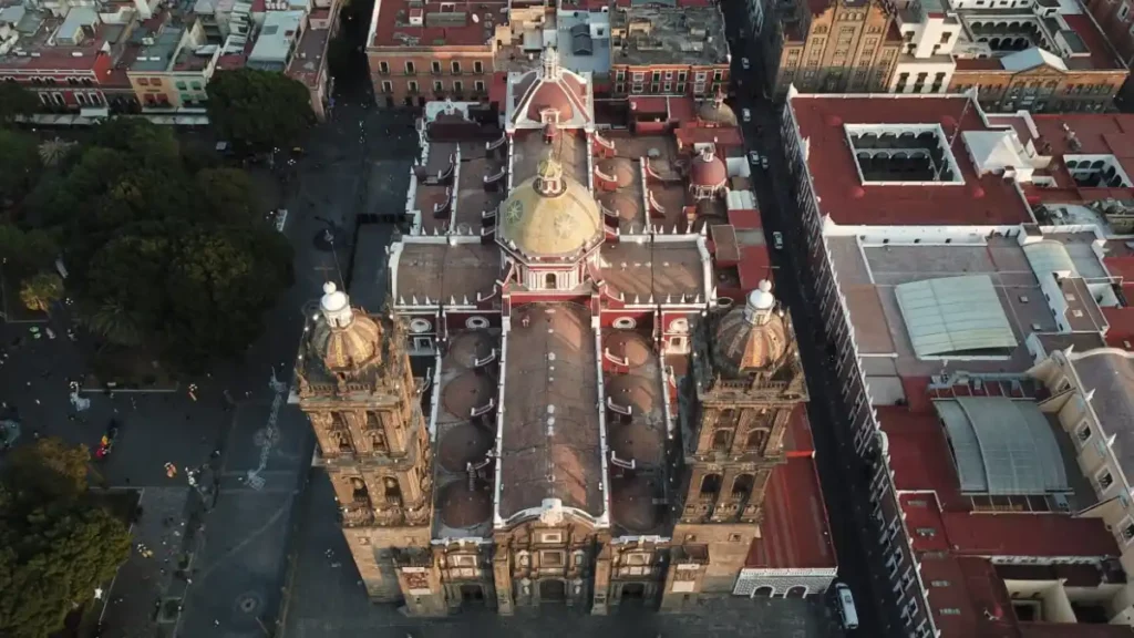 La Catedral recuperará majestuosidad gracias a mantenimiento que realizará Ayuntamiento de Puebla