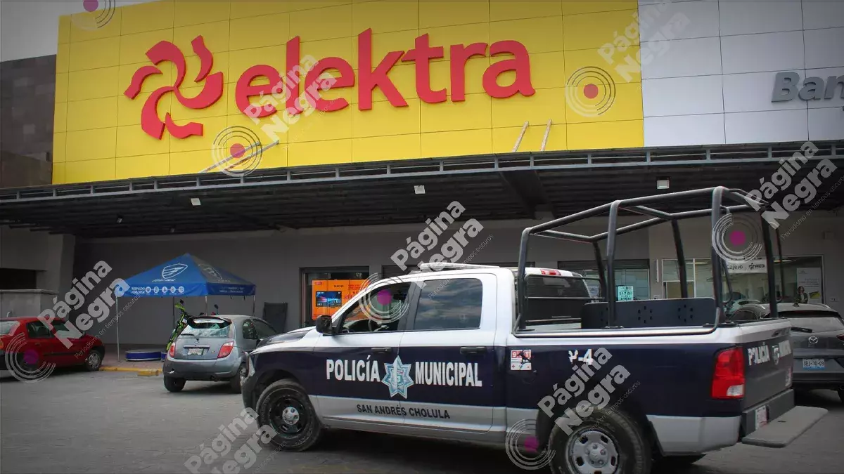 Delincuentes asaltaron una tienda Elektra, en San Andrés Cholula.