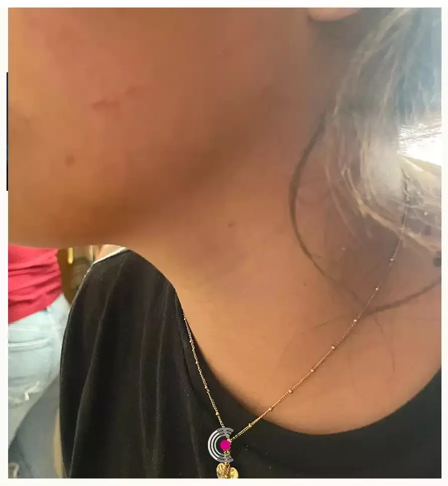 Trabajadores de Axxwel golpean a clientes por negarse a dar propina del 20%