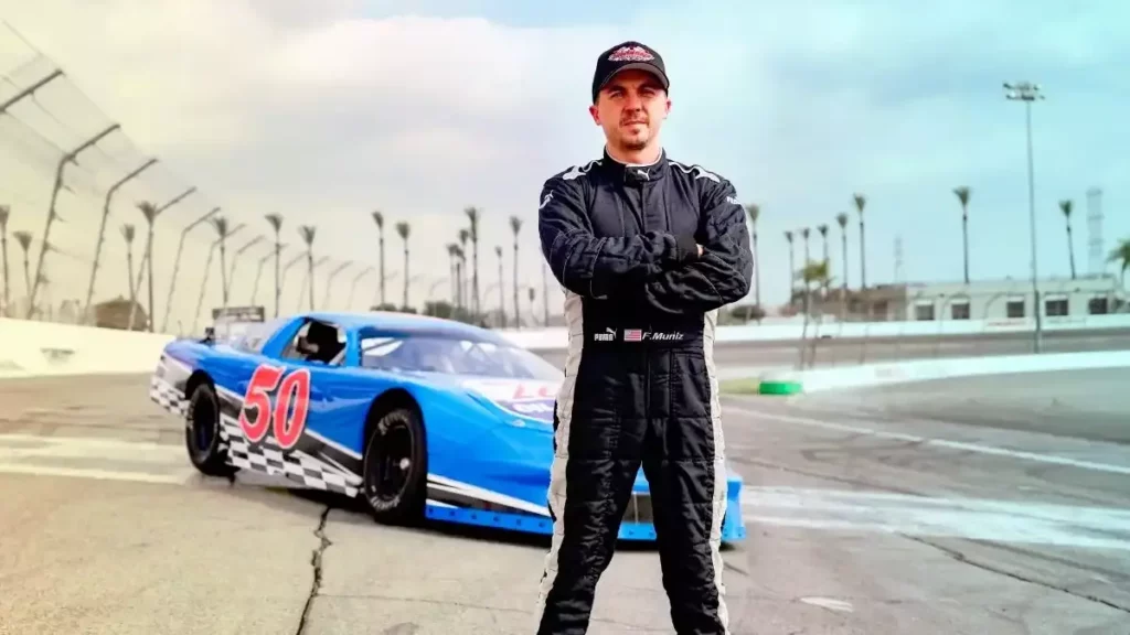 Frankie Muniz, de “Malcom” a piloto de Nascar