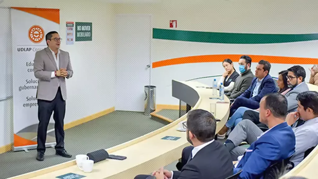 En febrero, UDLAP abrirá cursos de alta especialidad para personal médico