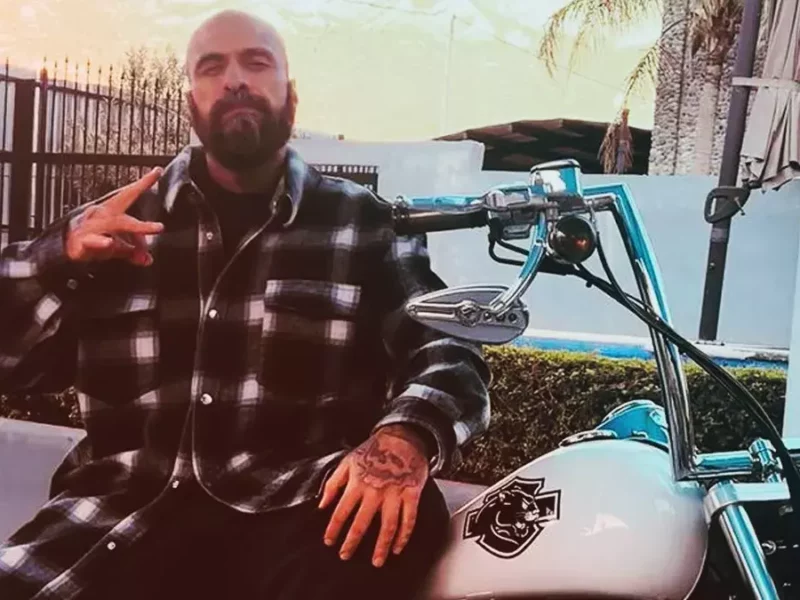 Babo de Cartel de Santa lanza video explícito enseñando su miembro viril