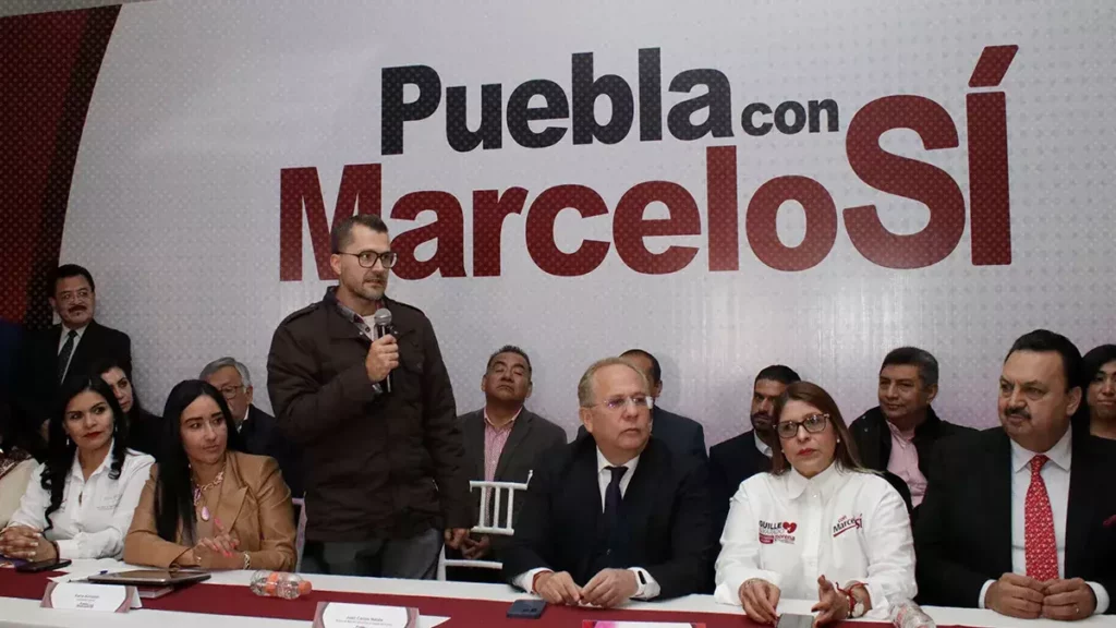 Presentan estructura que promoverá a Marcelo Ebrard en Puebla