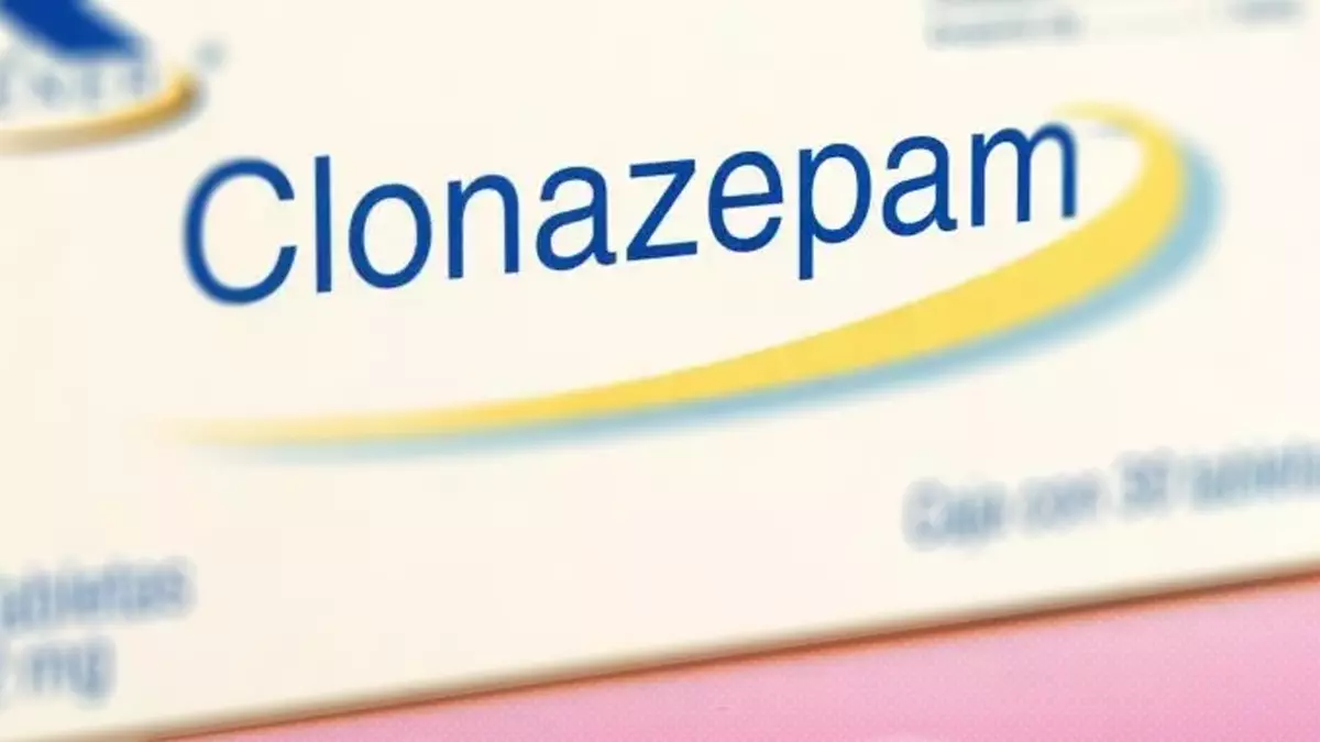 Cinco estudiantes intoxicados con clonazepam en CdMx tras reto viral.