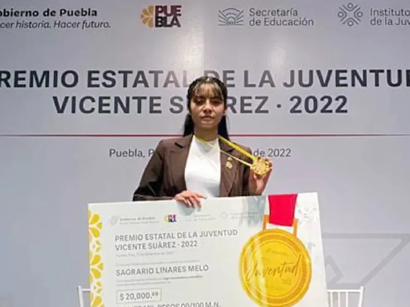 Estudiante BUAP galardonada con el Premio Estatal de la Juventud “Vicente Suárez” 2022