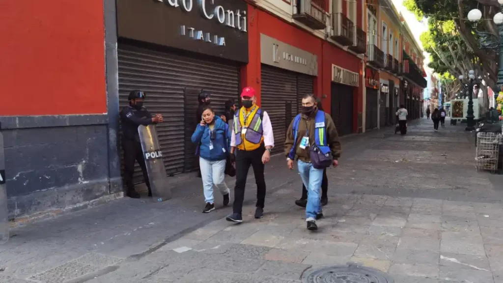 Ayuntamiento de Puebla refuerza operativos de inhibición y regularización del comercio informal