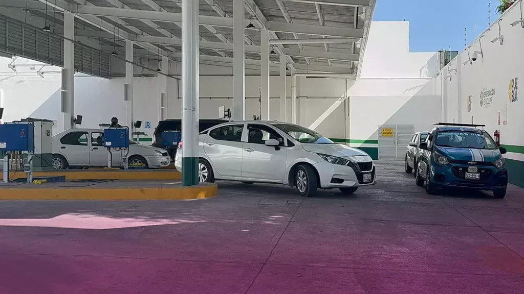 Transporte público ya no acude a verificentros; en su mayoría son particulares