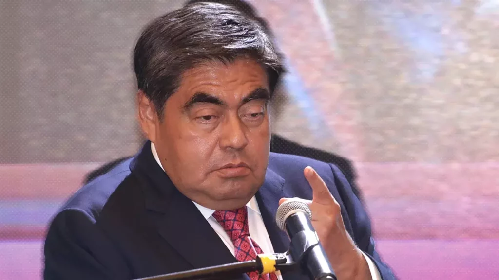 Cancelan sanción contra Barbosa por promoción personalizada de corcholatas