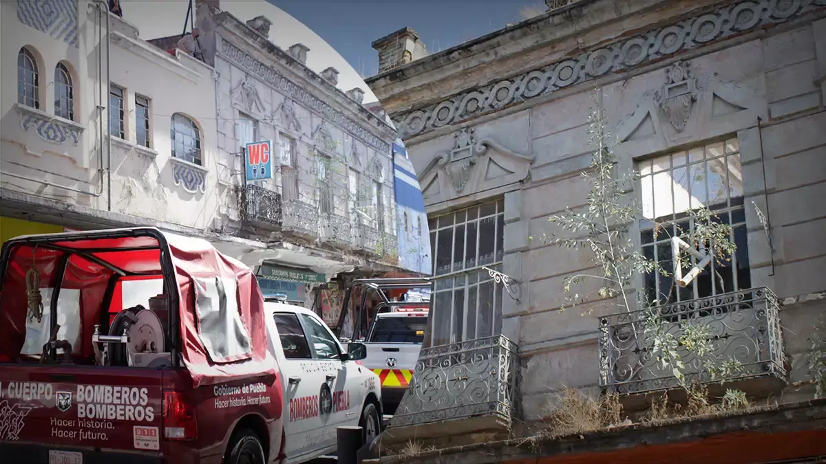 Se desploma casona del Centro Histórico de Puebla, descartan heridos