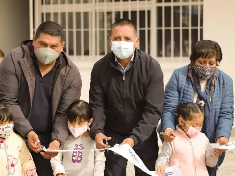 Entrega Mundo Tlatehui Dos Aulas Didácticas en el Preescolar Alfredo Nobel