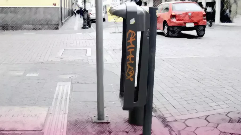 Centro y Paseo Bravo, zonas de Puebla donde más vandalizan botes de basura