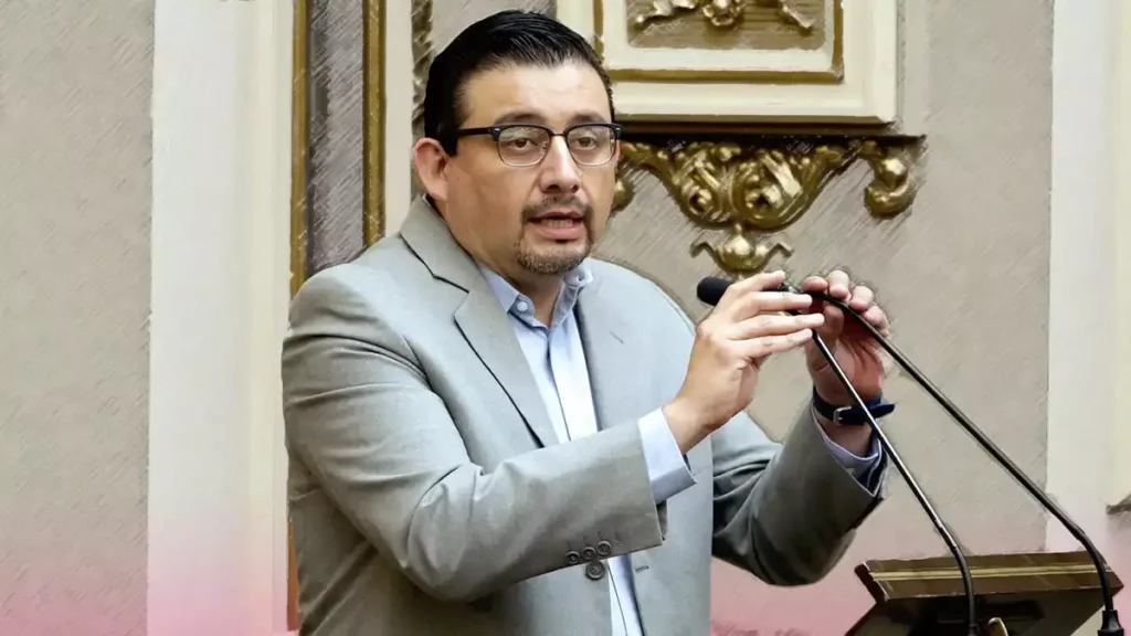 Alcántara renuncia a la coordinación del PAN en el Congreso de Puebla