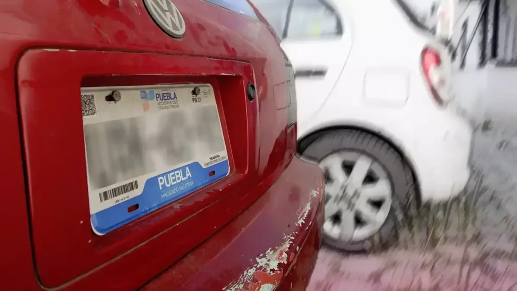 ¡Más pagos! Autos con placas azules pagarán tenencia 2023, pese a estar al corriente.