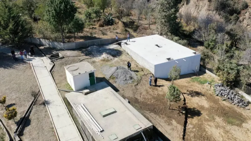 Angélica Alvarado inaugura tanque de agua potable en Santa María Nepopualco.