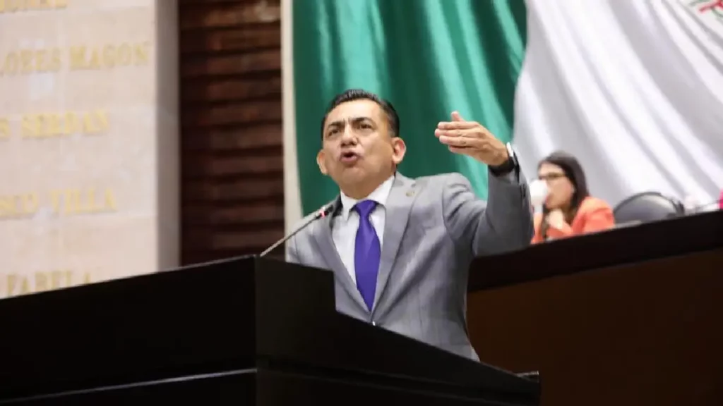 Nuevas modalidades de pago electrónico en casetas de la red carretera, impulsa el diputado priista Lázaro Jiménez