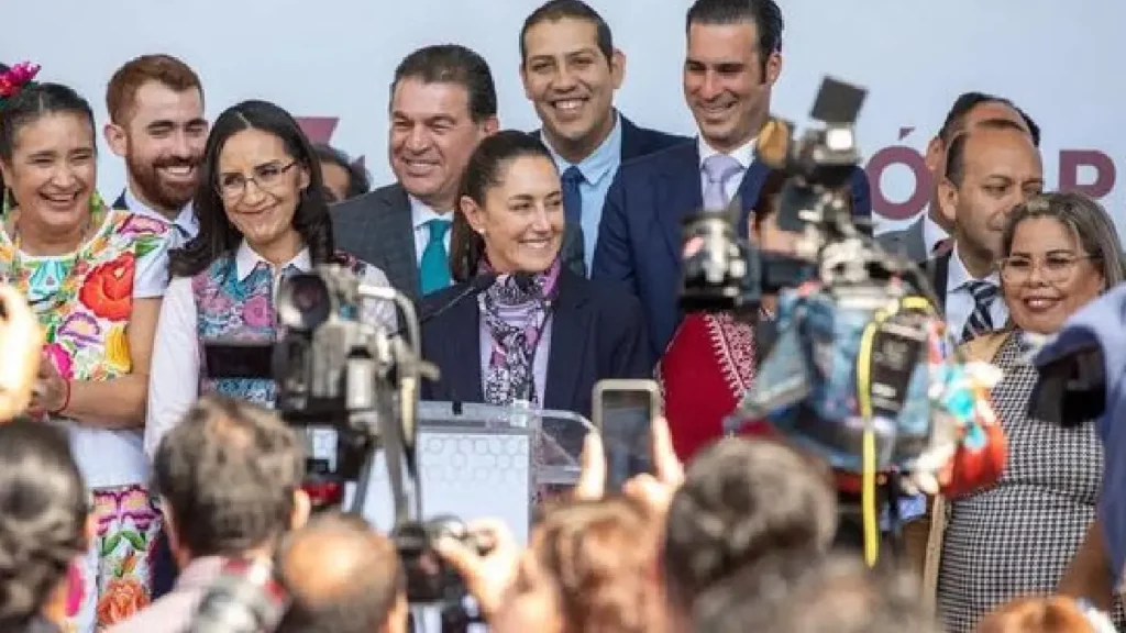 Sheinbaum: Siempre un paso más por la transformación, porque no queremos un paso atrás, ni a la derecha