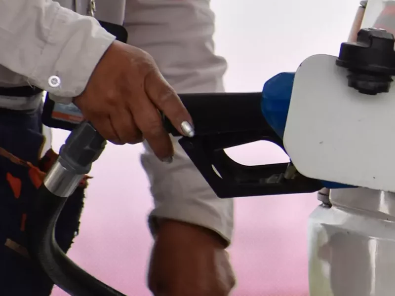Tres gasolineras de Puebla tienen los precios más baratos del país