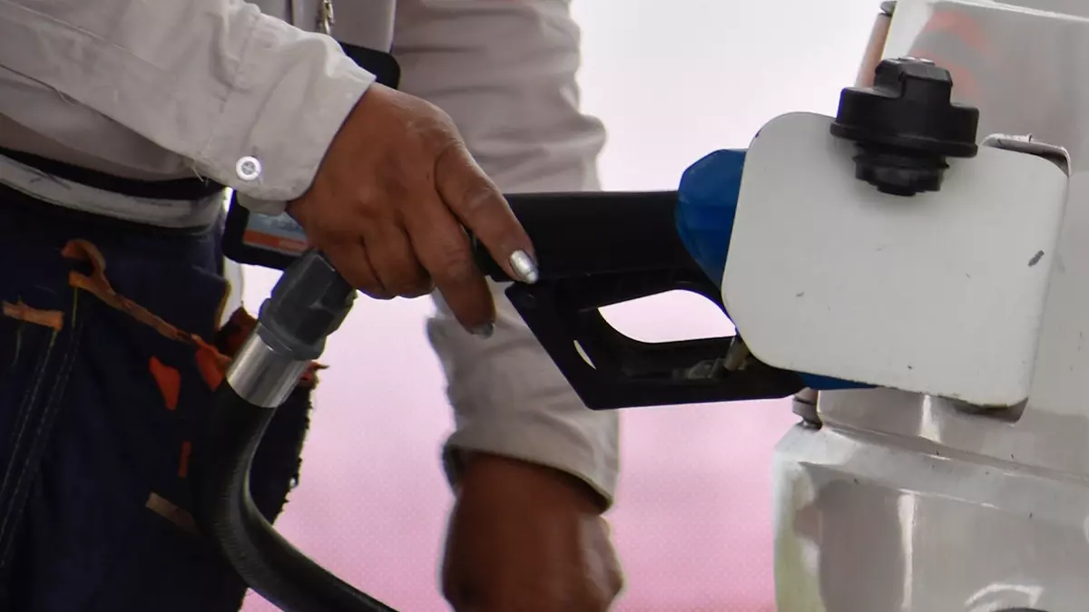 Tres gasolineras de Puebla tienen los precios más baratos del país