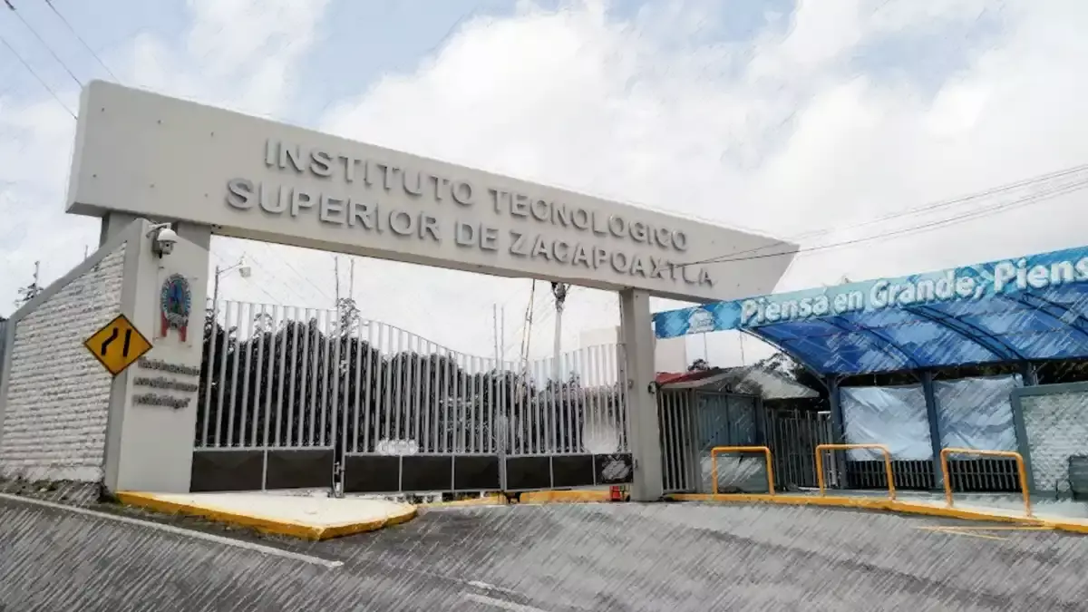Trabajadores del Tecnológico de Zacapoaxtla piden destitución del director