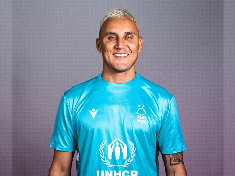 ¡Merci Paris! Keylor Navas se despide del PSG para firmar con el Nottingham