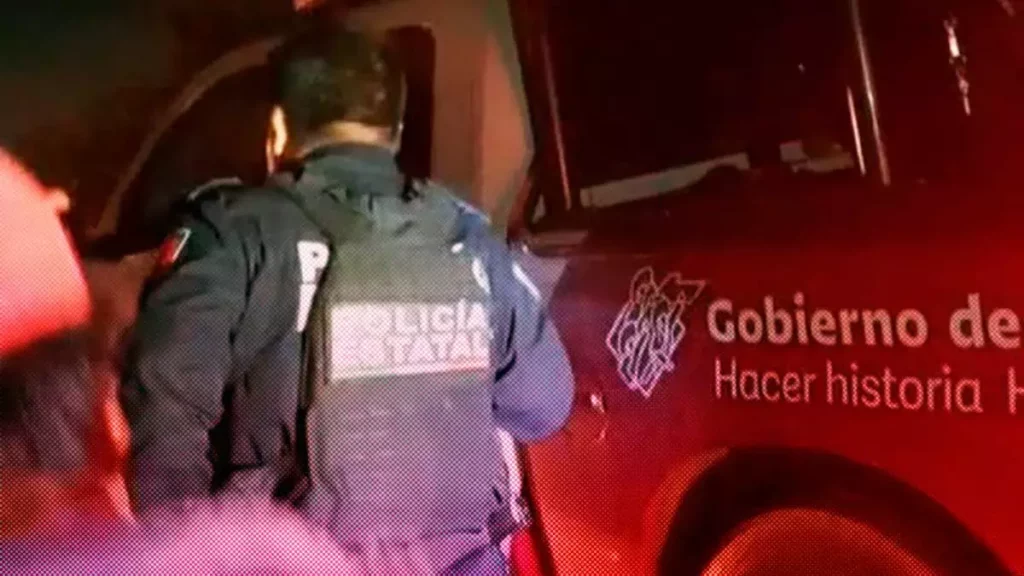 Intento de linchamiento en Nealtican, vecinos retienen a tres hombres