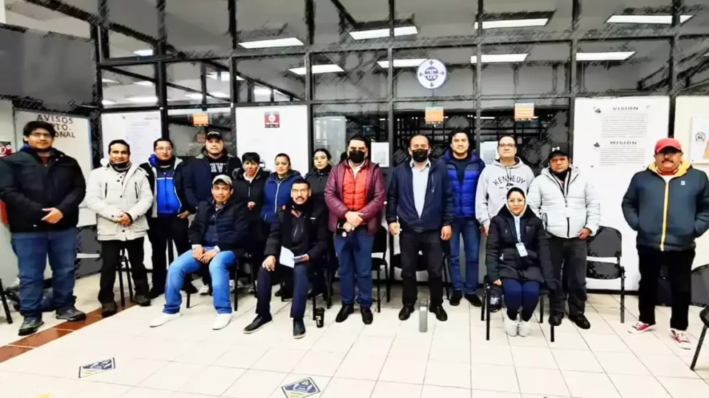 Docentes logran destitución del director del Tecnológico de Zacapoaxtla.