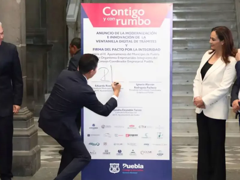 Juntos Ayuntamiento de Puebla y CCE con acciones para combatir la corrupción