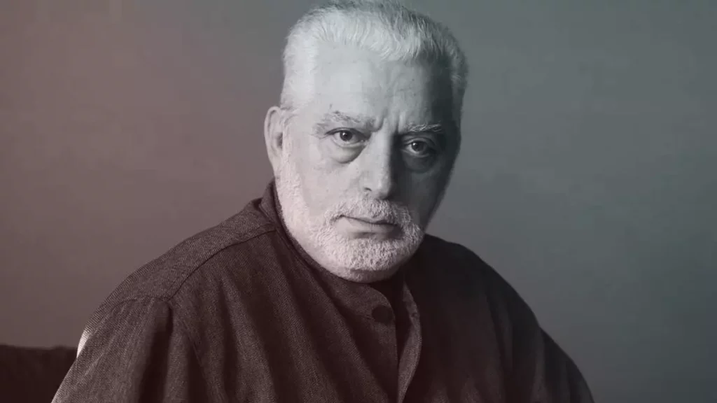 Muere Paco Rabanne, revolucionó la moda con sus perfumes y diseños metálicos.
