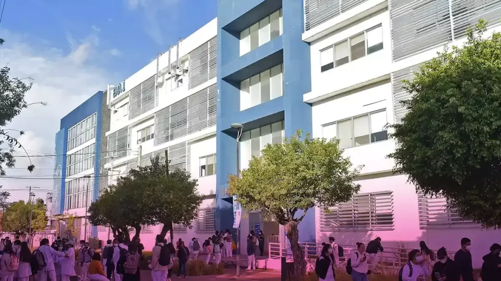 BUAP dará un recorrido en la Facultad de Medicina para estudiantes de nuevo ingreso